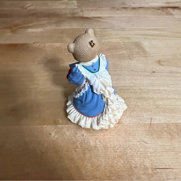 Vintage 1993 Hallmark Keepsake Ornaments The Bearingers Lot of 4 Family Bears - Picture 3 of 10